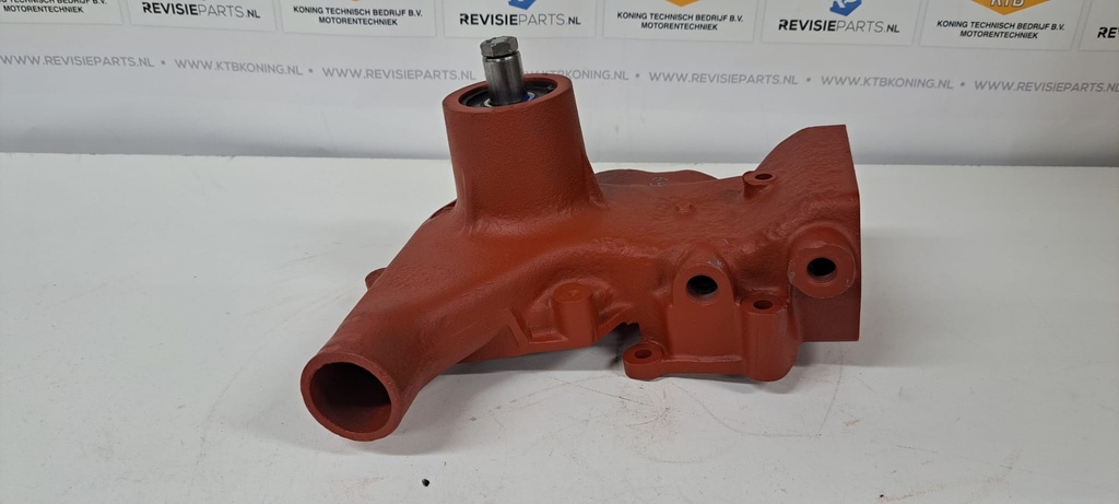 Gereviseerde waterpomp DAF 615