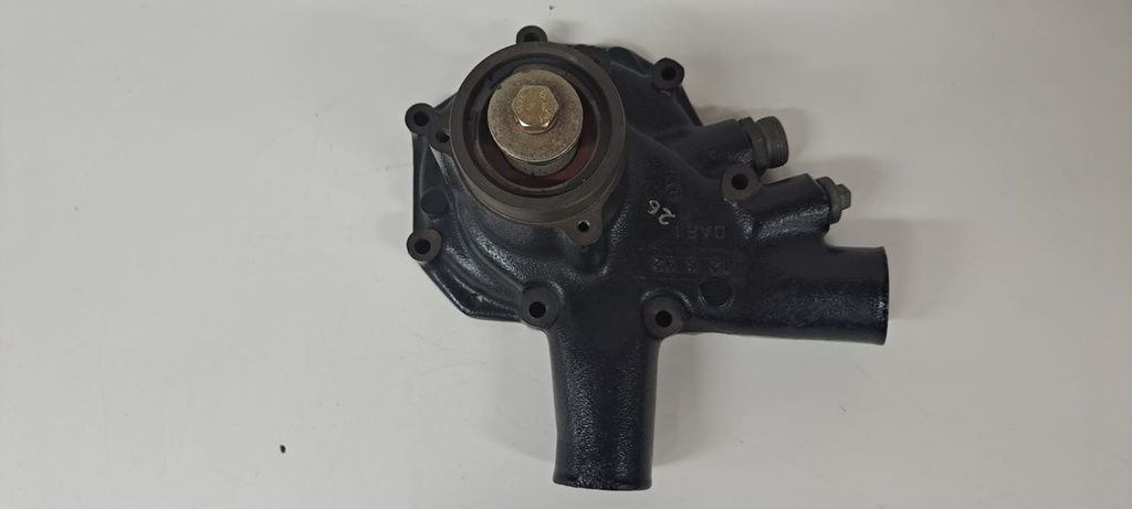 Gereviseerde waterpomp DAF 825