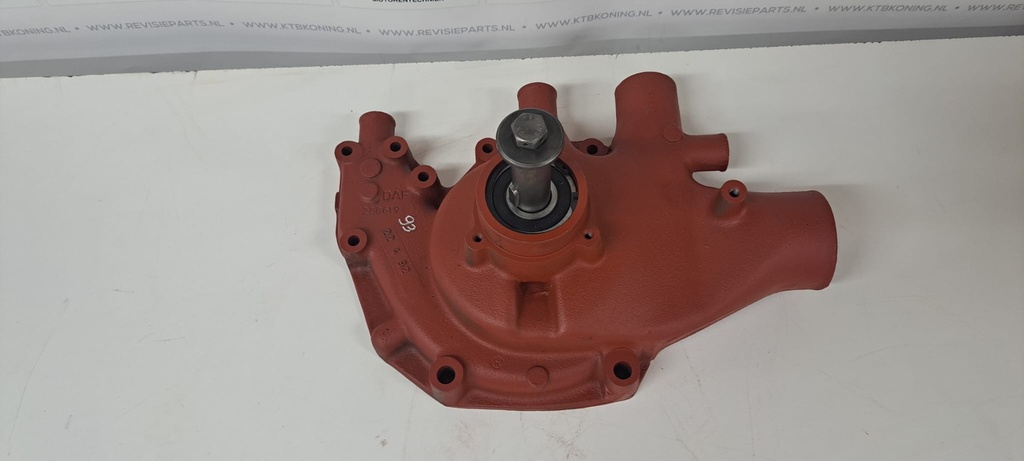 Gereviseerde waterpomp DAF 1160
