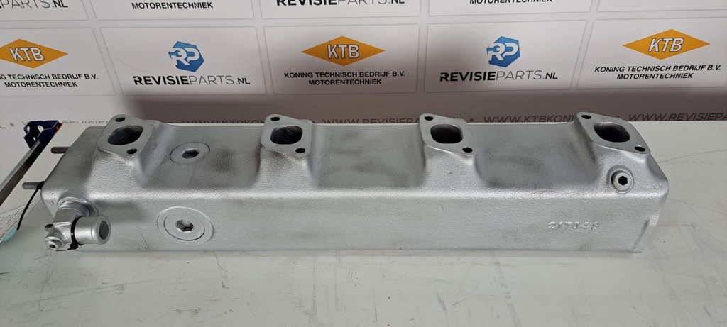 Scania V8 14L watergekoelde uitlaat