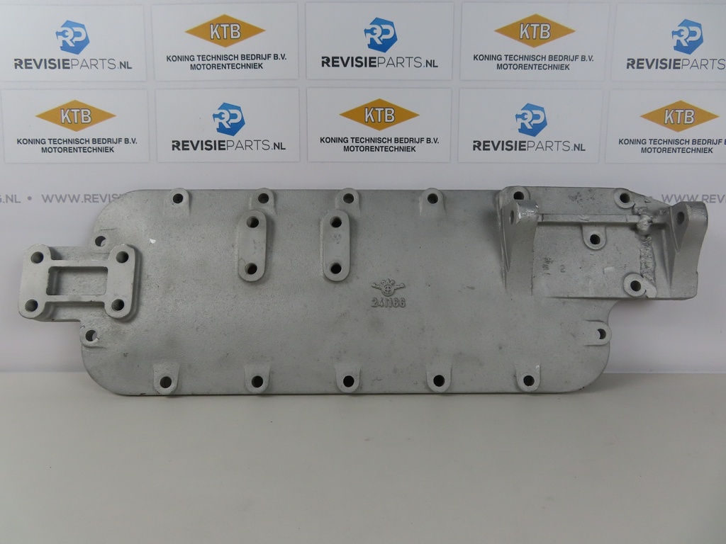 Side cover with oilfilter connection DAF 1160