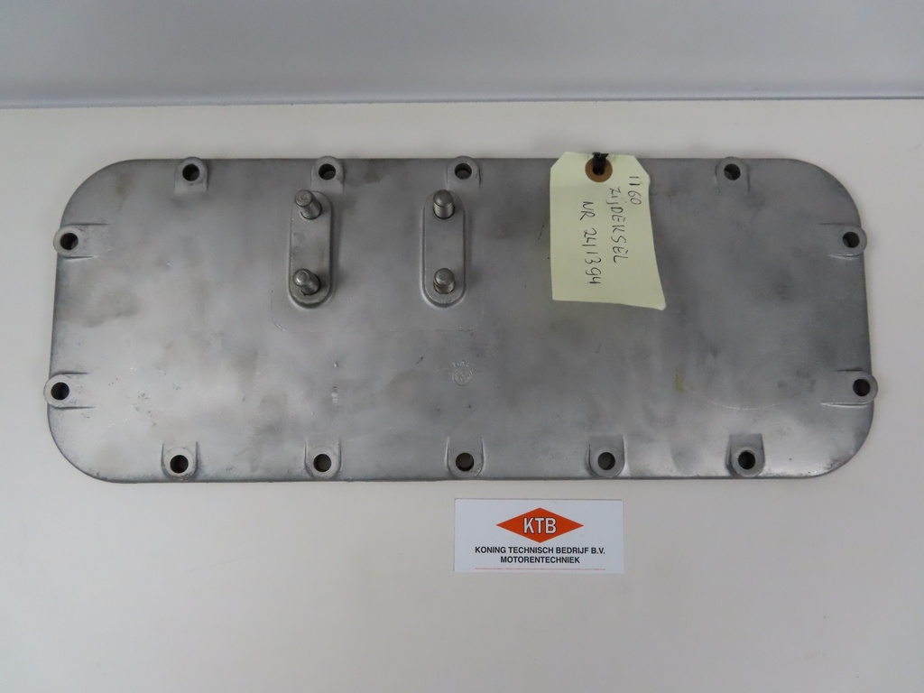 Side cover with mounting bracket DAF 1160