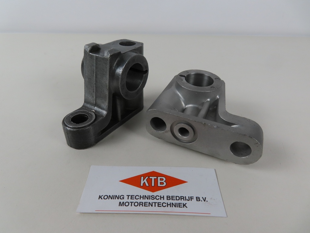 Rocker arm mounting stand with o-ring DAF 1160
