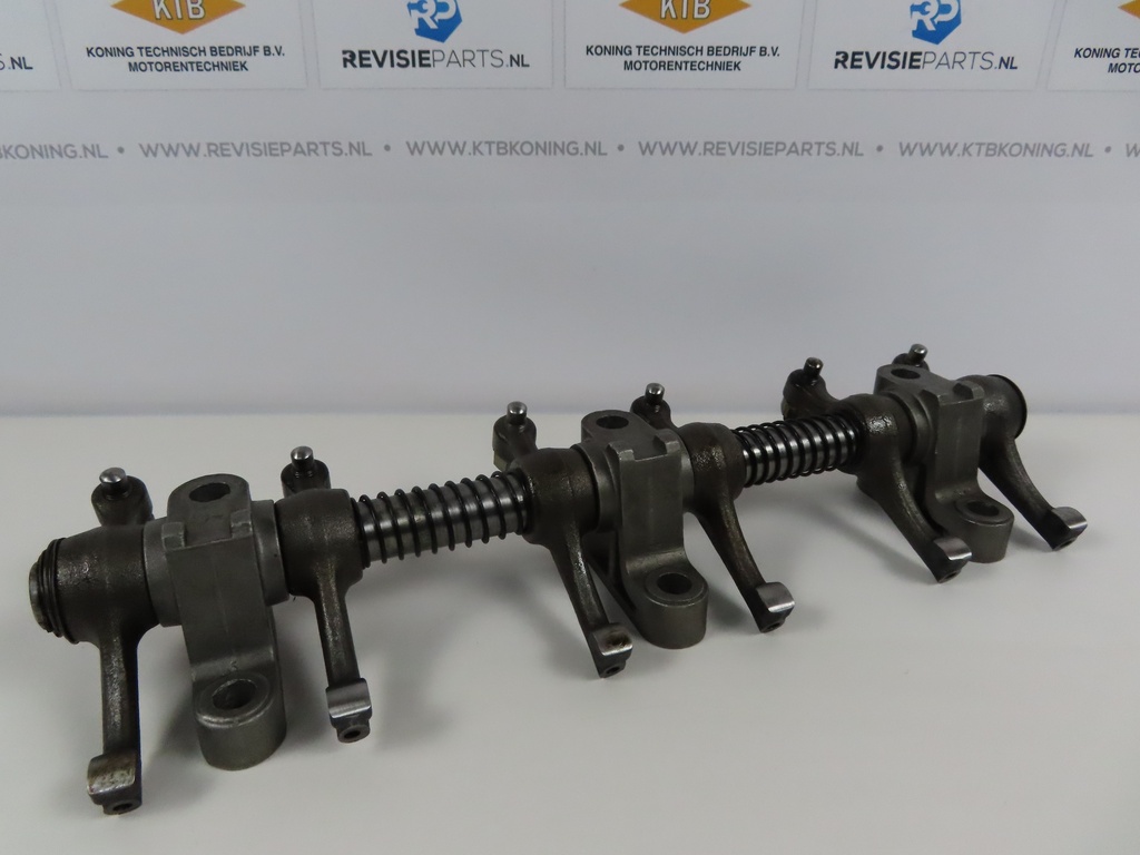 Rocker arm shaft complete DAF 1160 bus engine