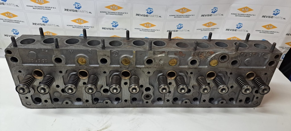 Overhauled cylinderhead DAF 575/615
