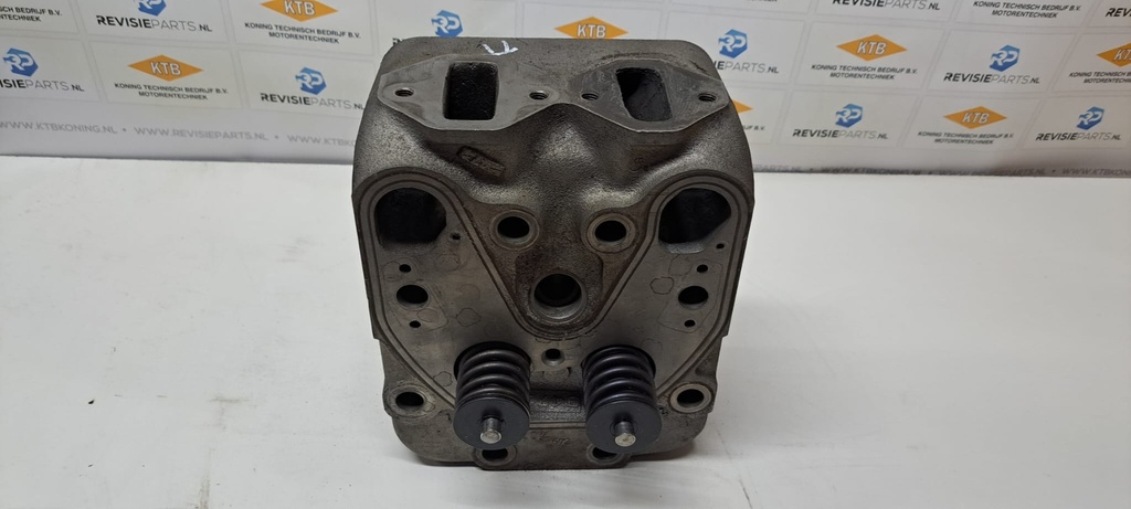 Gereviseerde cilinderkop Scania V8