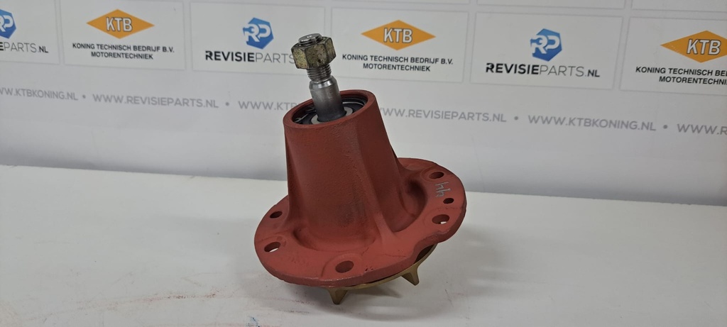 Gereviseerde waterpomp DAF 475 / 575 met paspen gat