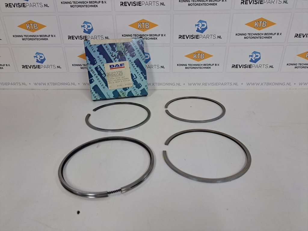 Zuigerveren set DAF 825
