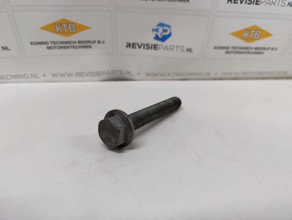 Idler gear bolt DAF XF