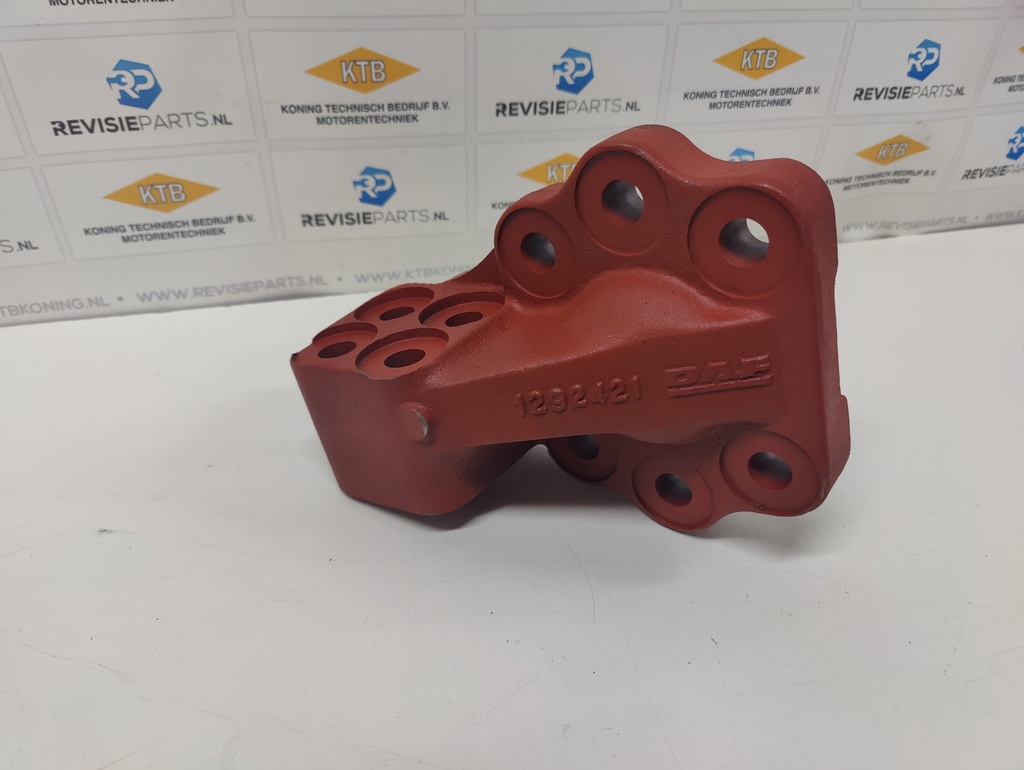 Rear support leg right DAF XF
