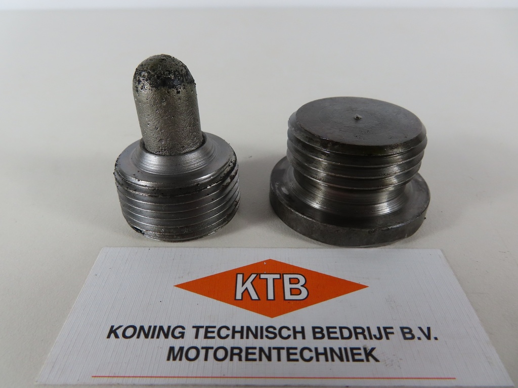 Oilpan plug Scania D14/DS14