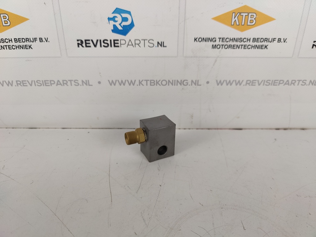 Doorvoerblok Scania D14/DS14