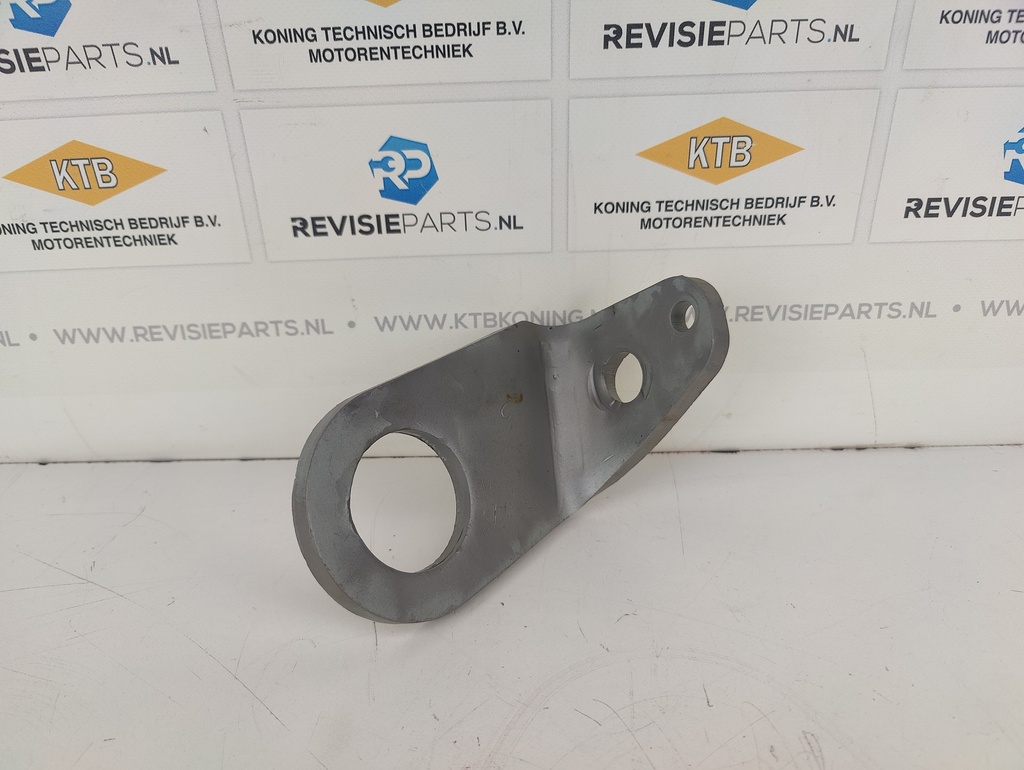 Hijsoog Mercedes OM 400