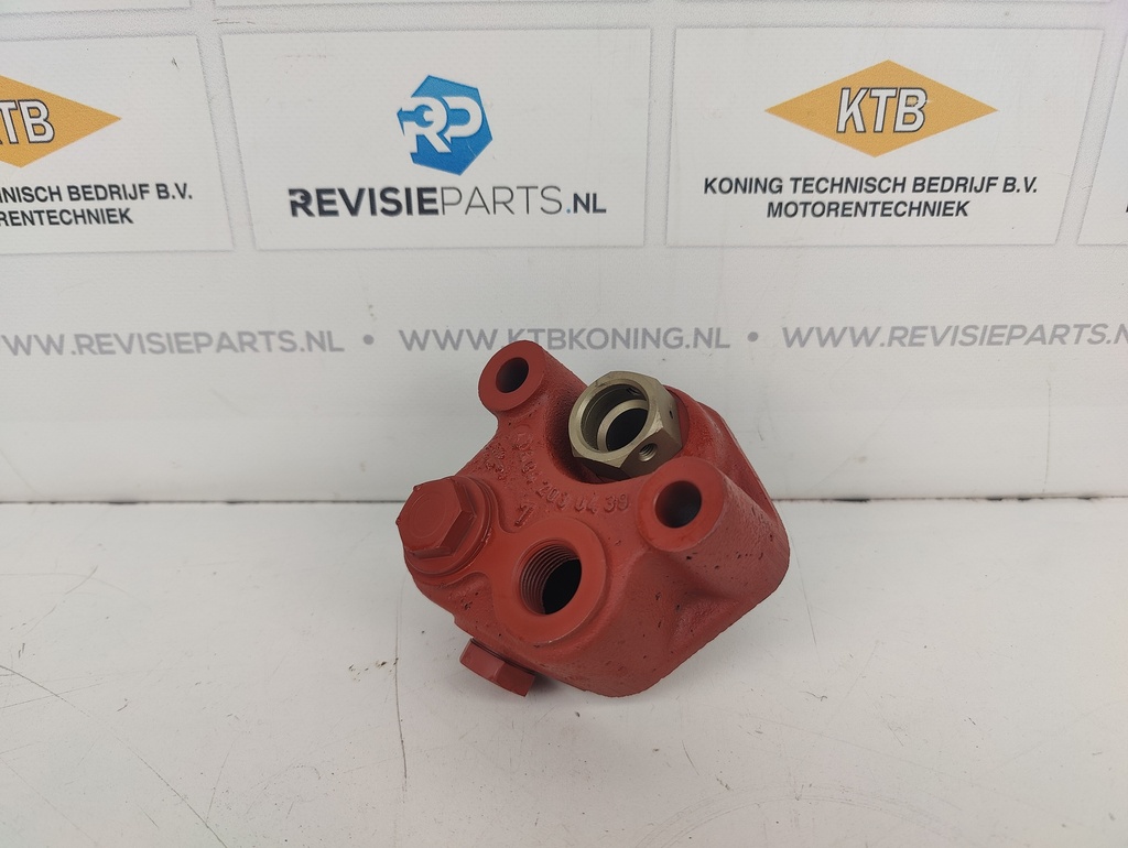 Water connection Mercedes OM 400