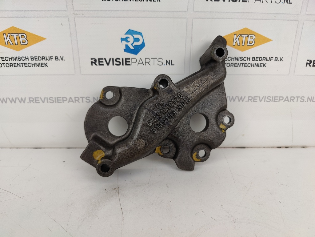 Oilpump cover MAN
