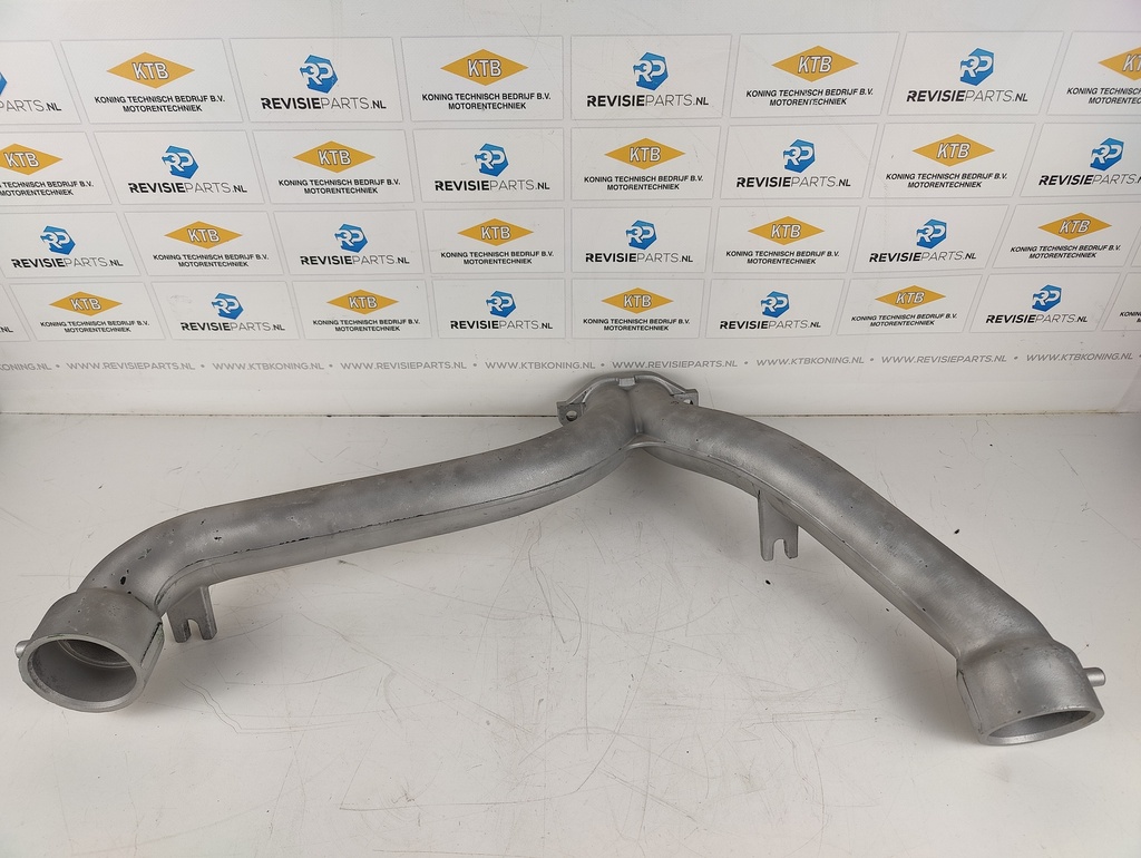 Turbo inlaat buis Mercedes OM 400