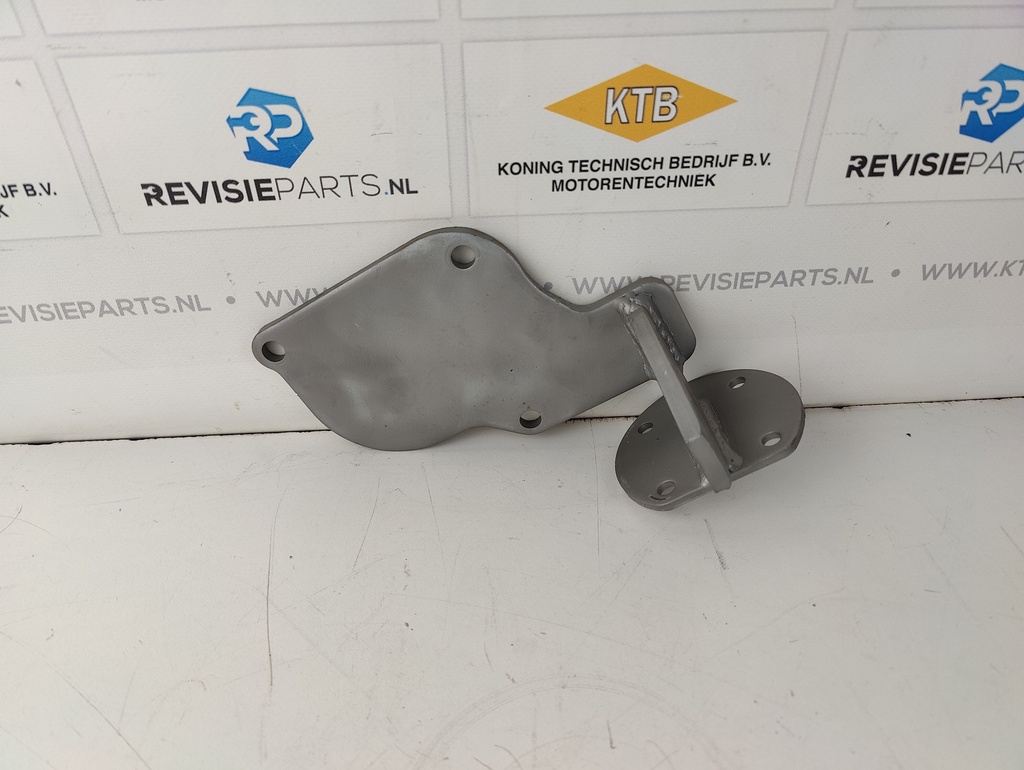 Air intake cover with support Mercedes OM 400