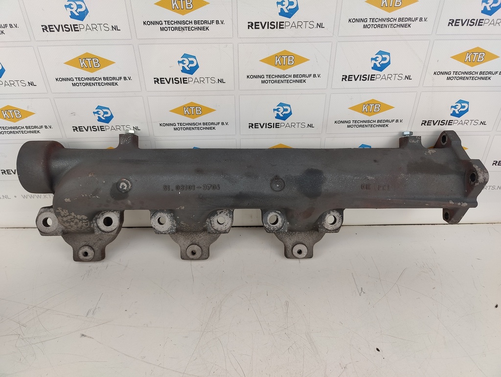 Exhaust manifold, right end MAN V12