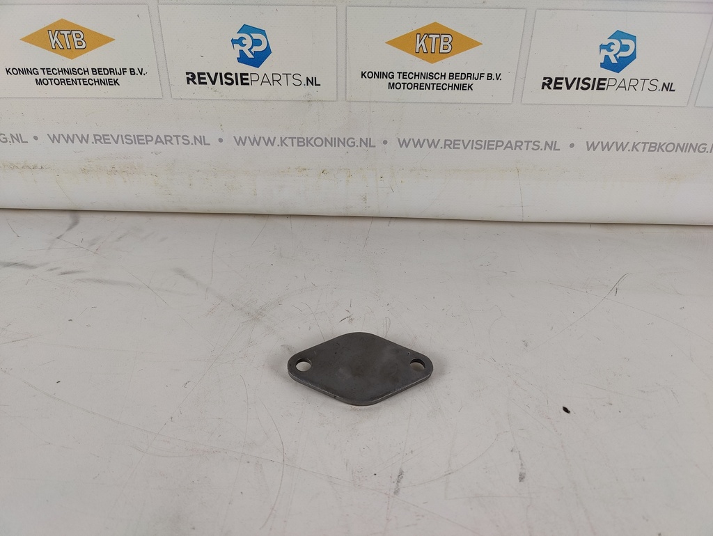 Cover DAF 825