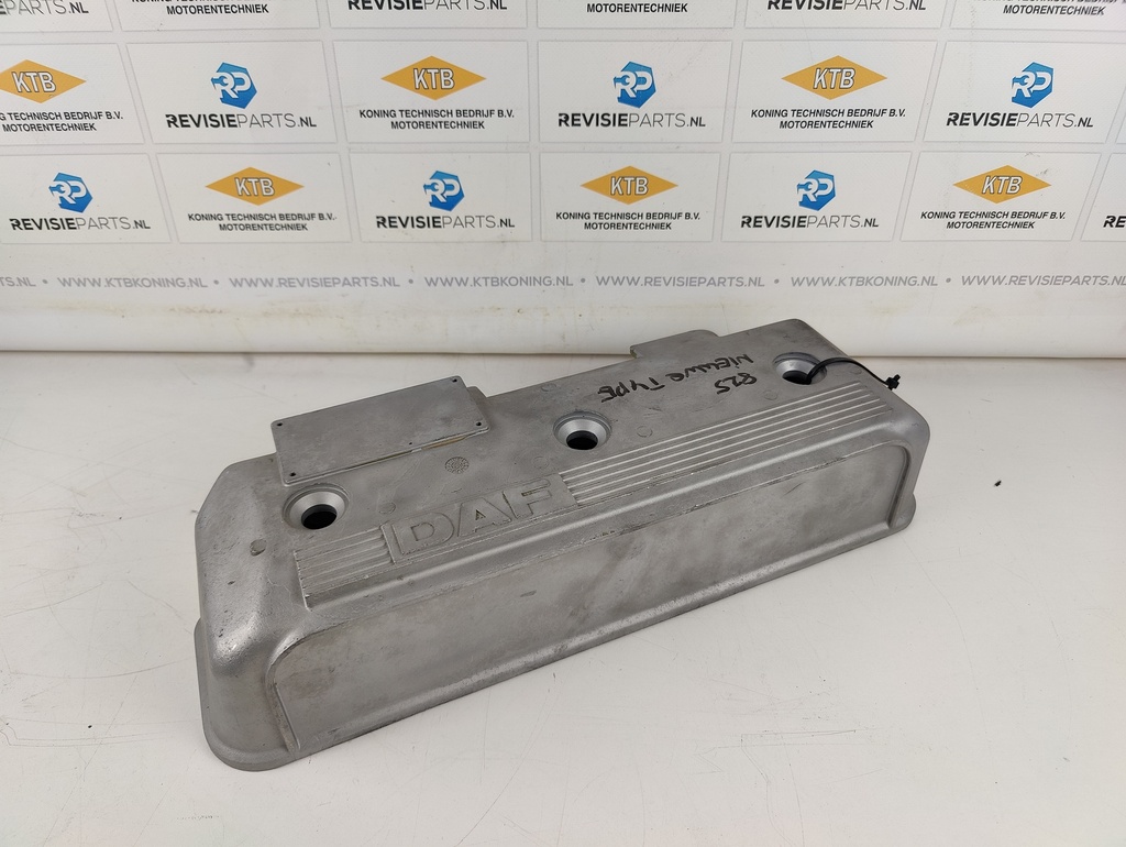 Valve cover DAF 825