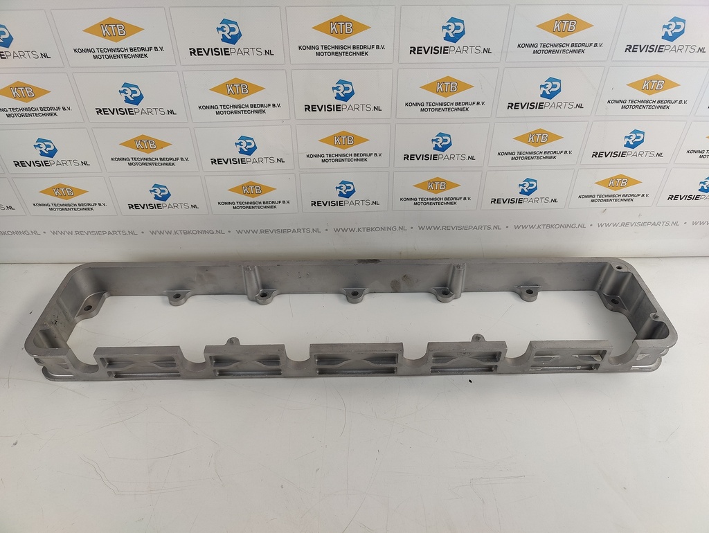 Tussenrand cilinderkop - kleppendeksel DAF 475/575/615