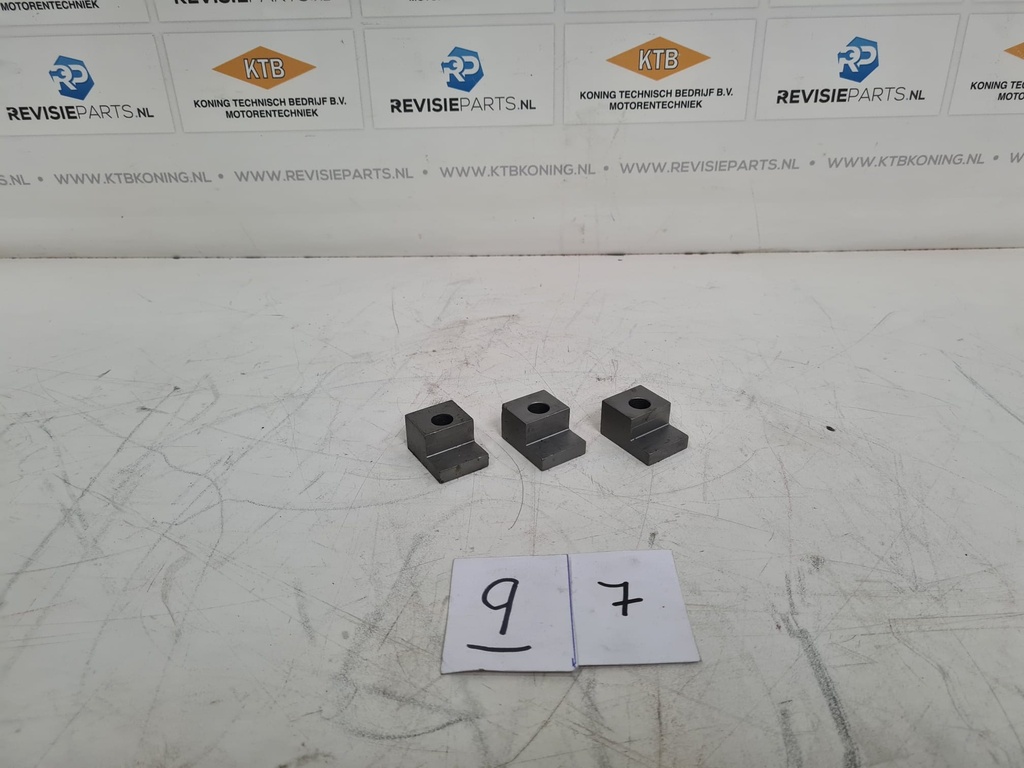 Dorman / Mitsubishi Steunblok