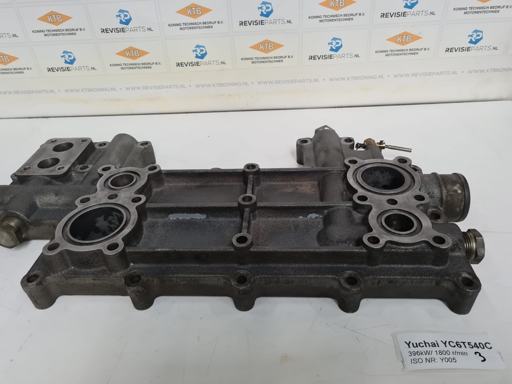 Oliekoeler deksel Yuchai YC6T