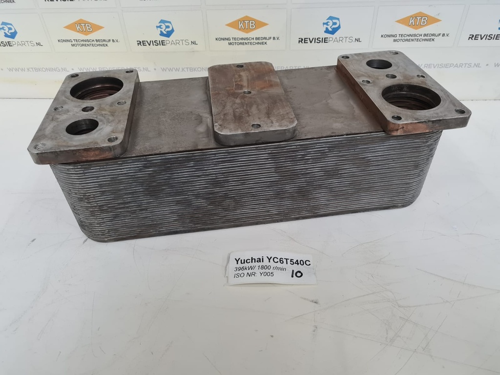 Oliekoeler Yuchai YC6T