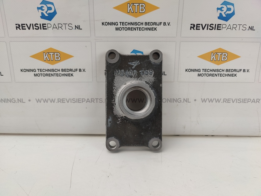 Deksel met olie vulgat Yuchai YC6MK
