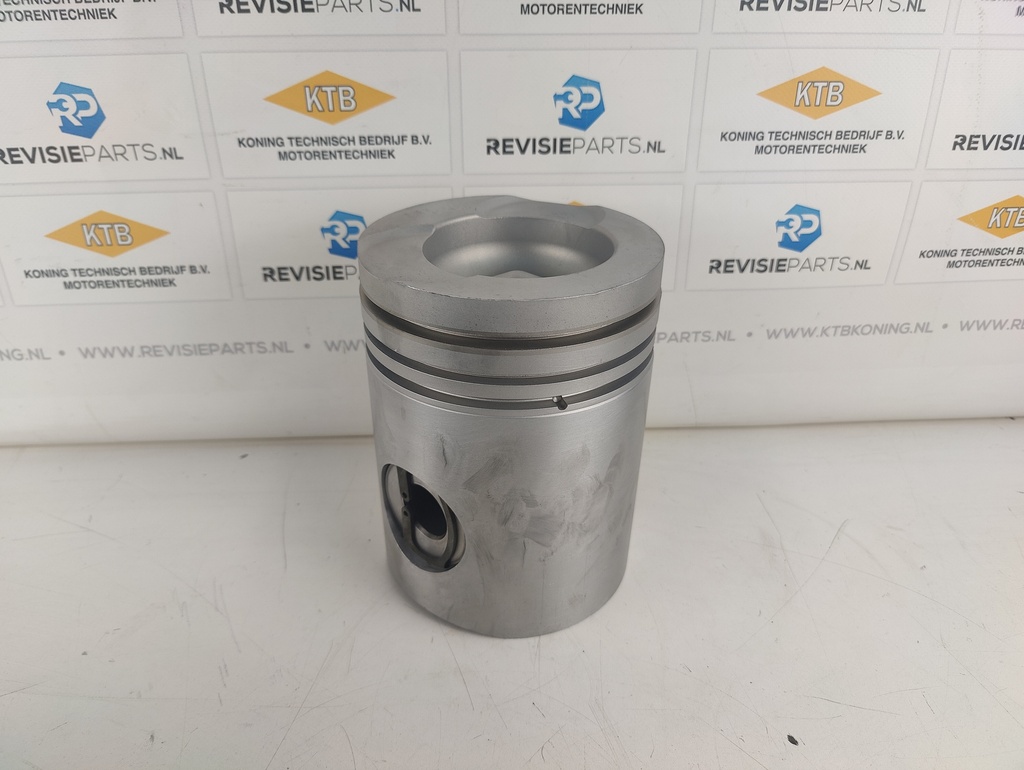 Piston Volvo TAMD 122