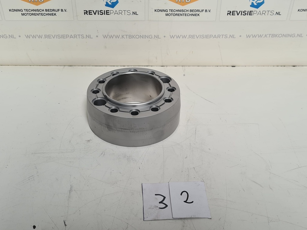 Attachment valve (Crankshaft flange) Volvo D12 D-B
