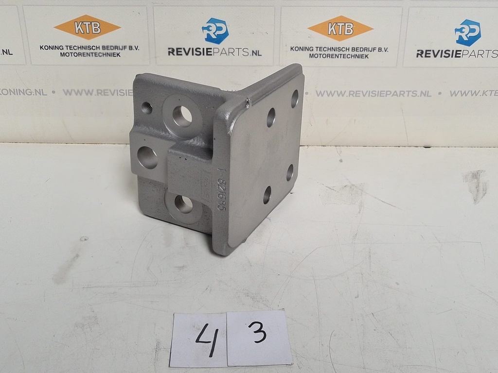 Engine support Volvo D12 D-B