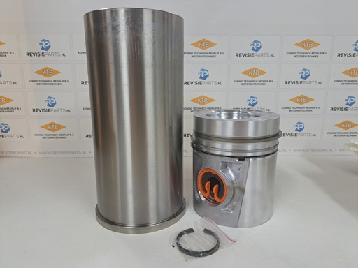 [SM: 811301-1] Cilindervoering met zuiger DAF 615