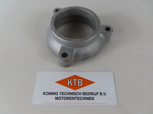 [6.2.4.13] Lid pump drive house Scania D14/DS14