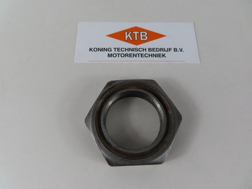 [6.2.5.6] Pompaandrijving moer Scania D14/DS14