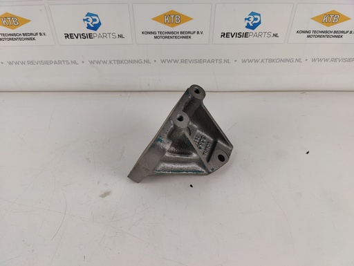 [8.1.4.5] Fuelpump support, corner Scania D11/DS11