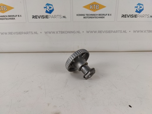 [8.2.4] Valve cover bolt Scania D11/DS11
