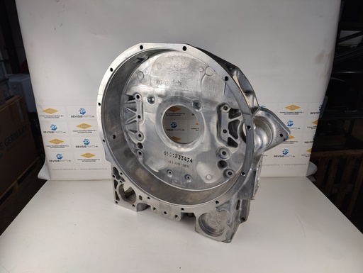 [9.1.6.2] Flywheel housing MAN V8/V12