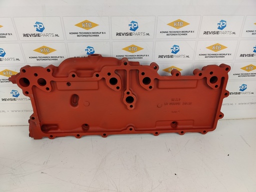 [10.9.4] Oil cooler housing cover MAN V12