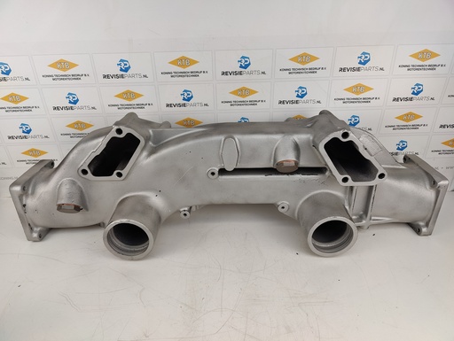 [10.10.1.1] Intercooler connection pipe Mercedes