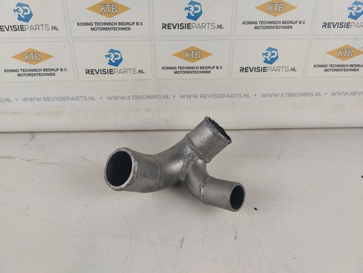 [10.11.3.4] Water pipe DAF 825