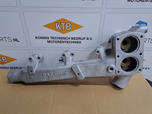 [10.12.3.4] Water connector on cilinderhead, with thermostat house DAF 825