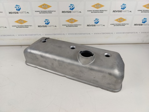 [11.1.1.3] Valve cover with oilfill opening DAF 825