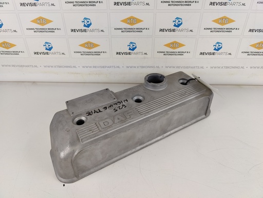 [11.1.1] Valve cover with oilfill opening DAF 825