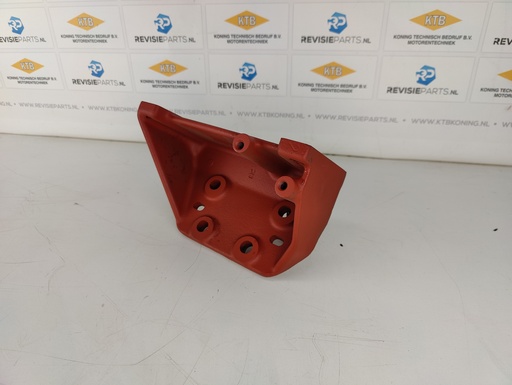 [12.5.3] Fuelpump support DAF 615