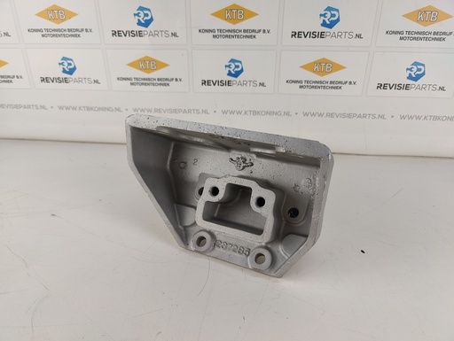 [12.5.4.2] Brandstofpomp steun DAF 475/575/615