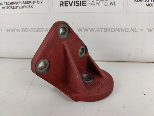 [12.8.4] Motor steun DAF 475/575/615