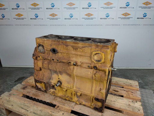 [Motorblok_LiebherrD904] Engine block Liebherr D904