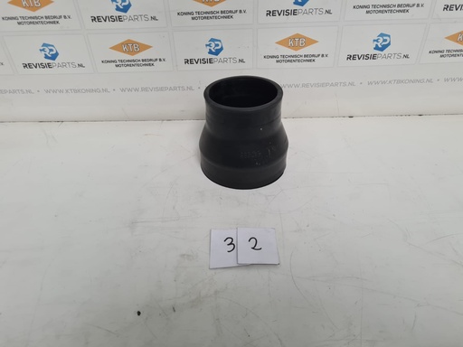 [KTB VolvoD12-450032] Gummireduzierer Volvo D12 - 450