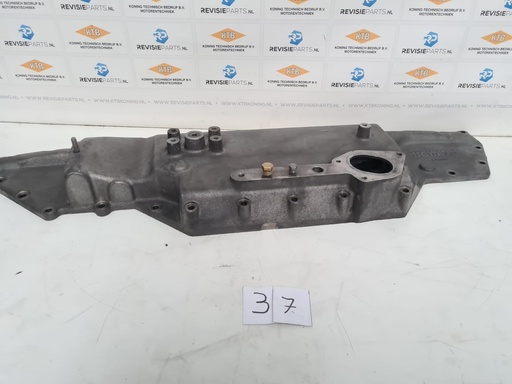 [KTB VolvoD12-450037] Oliekoeler deksel Volvo D12 - 450